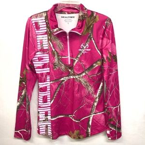 Woman Realtree Xtra Pink Camo Long Sleeve Large